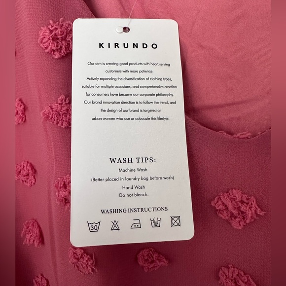 Dusty rose colored long sleeved dress. Perfect for spring. - Picture 4 of 4